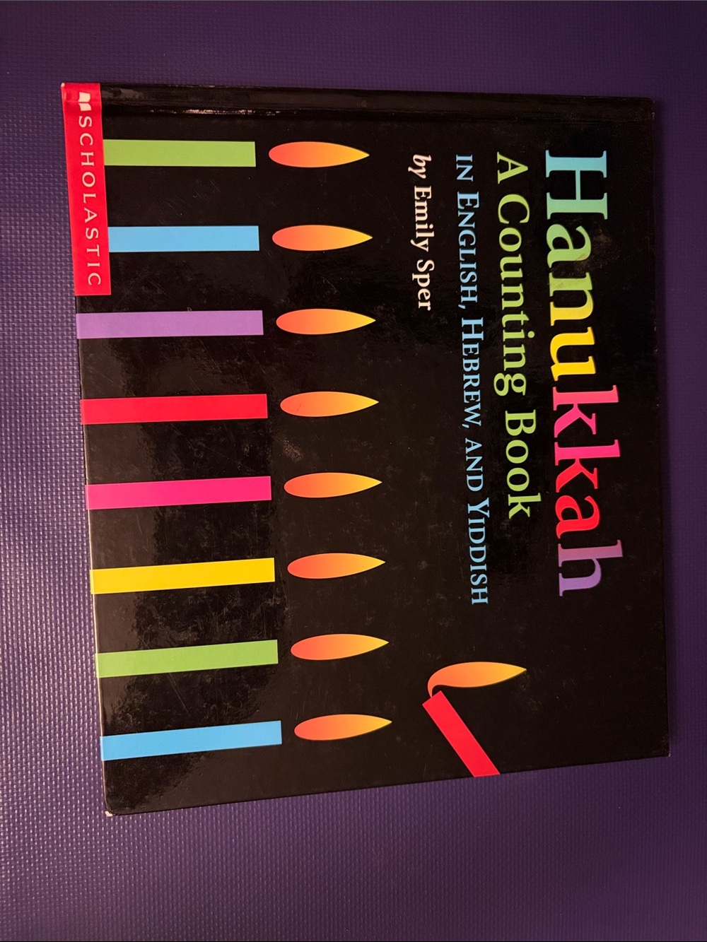 Scholastic Hanukkah Counting Book – Multicolor Candles on Black